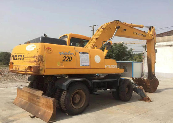 ヒュンダイ220は韓国でなされた重量21800kgの原物の車輪の掘削機を使用しました